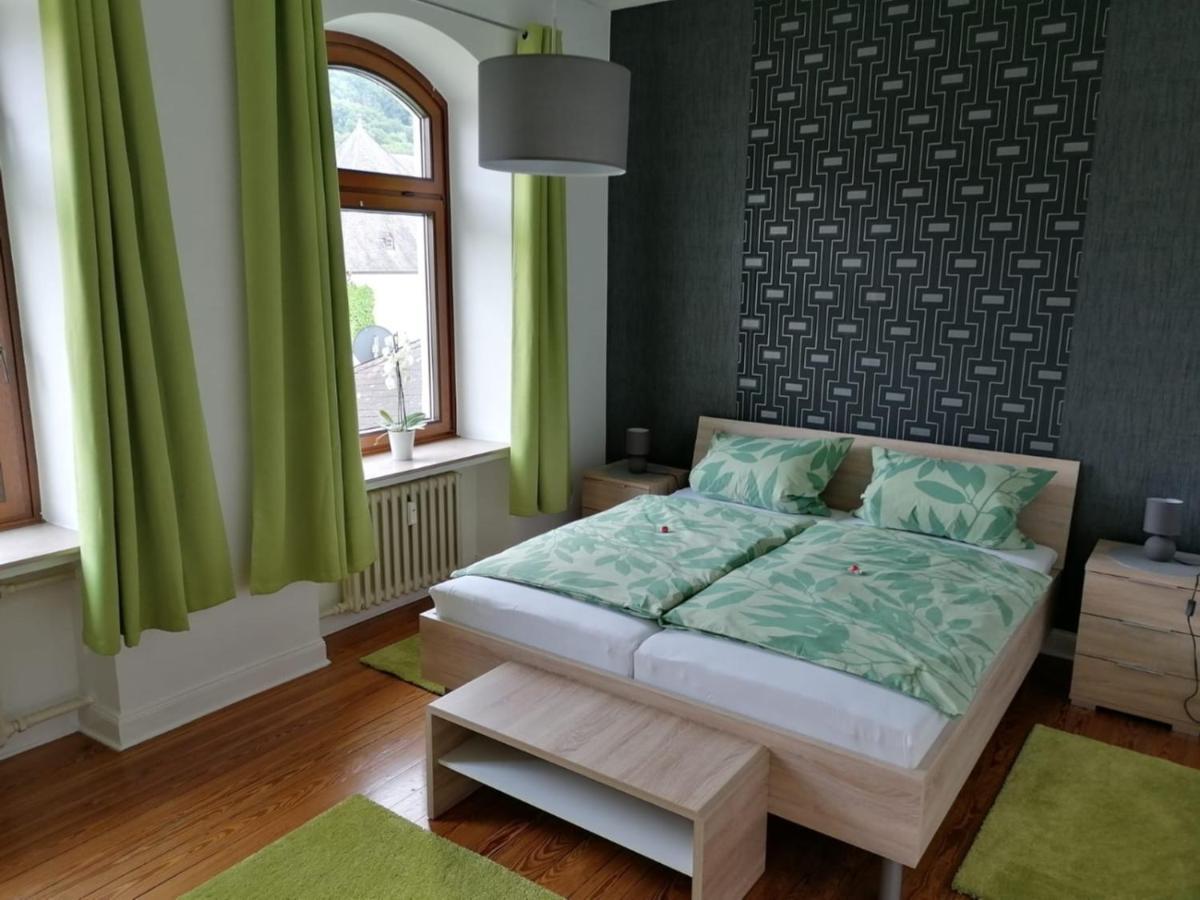 Mosel-Ferienwohnung Bewo Bernkastel-Kues Esterno foto